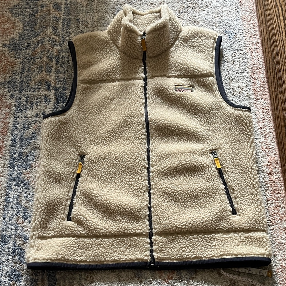 LL Bean Mens Sherpa Fleece Vest (unworn) - Cream